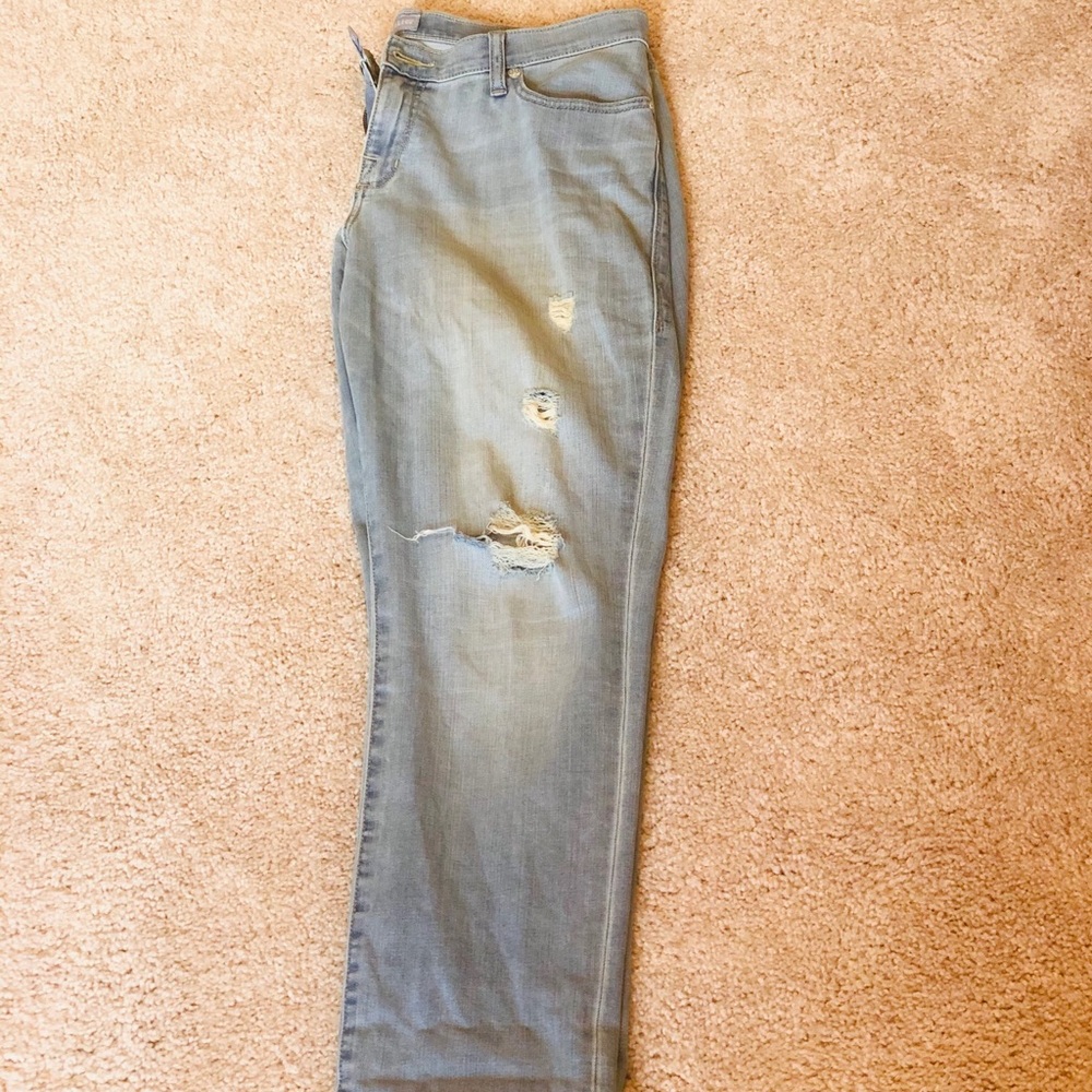 Rock and Republic Light Ripped Jeans